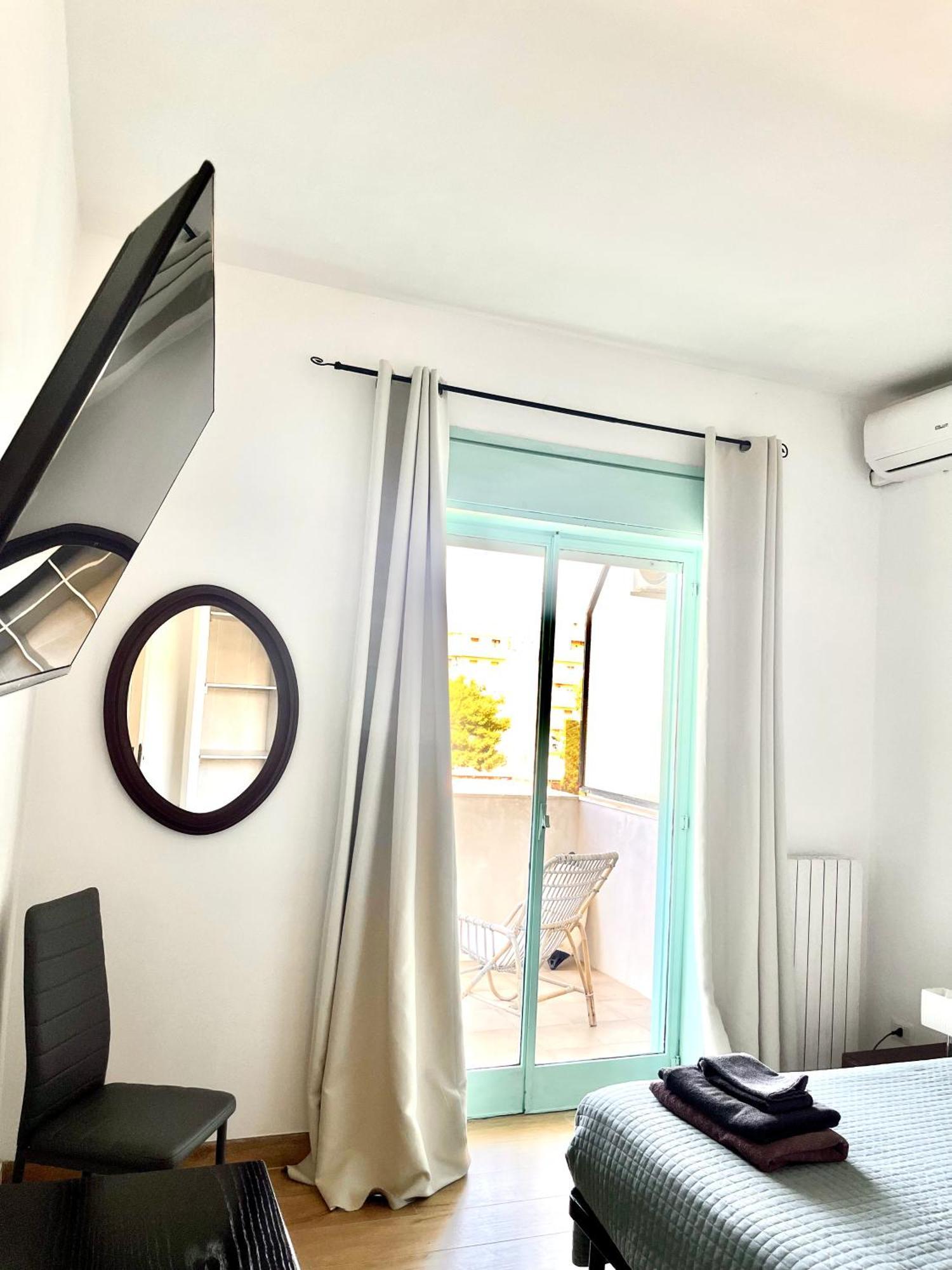 Puglia Low-Cost, Holiday Home Бриндизи Екстериор снимка